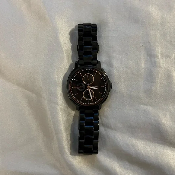 Fossil Watch - Picture 1 of 9